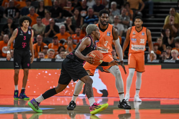 多变的进攻 多变的进攻